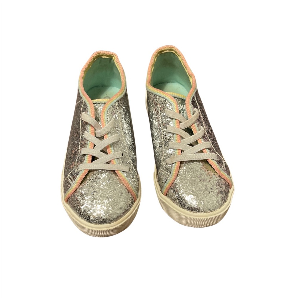 OshKosh girls size 1 glittery slip on shoes